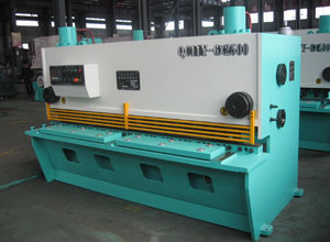 Máquina Para Corte De Chapas (Guilhotina Para Chapas)